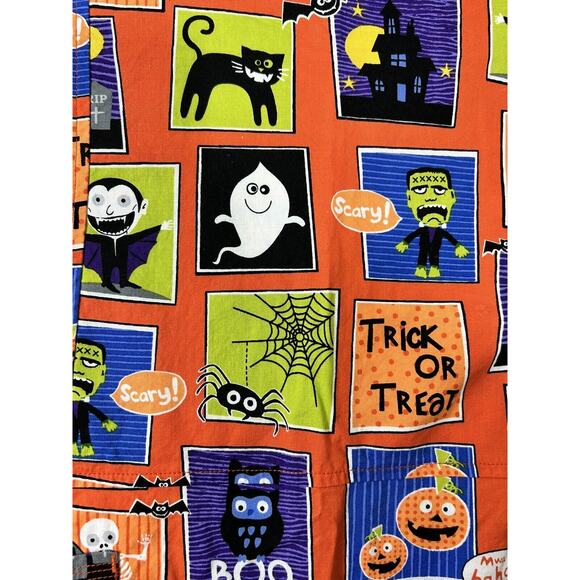 SCRUBSTAR Halloween Scrub Top Sz Large Dracula Spiders Frankenstein Shirt - Picture 6 of 8